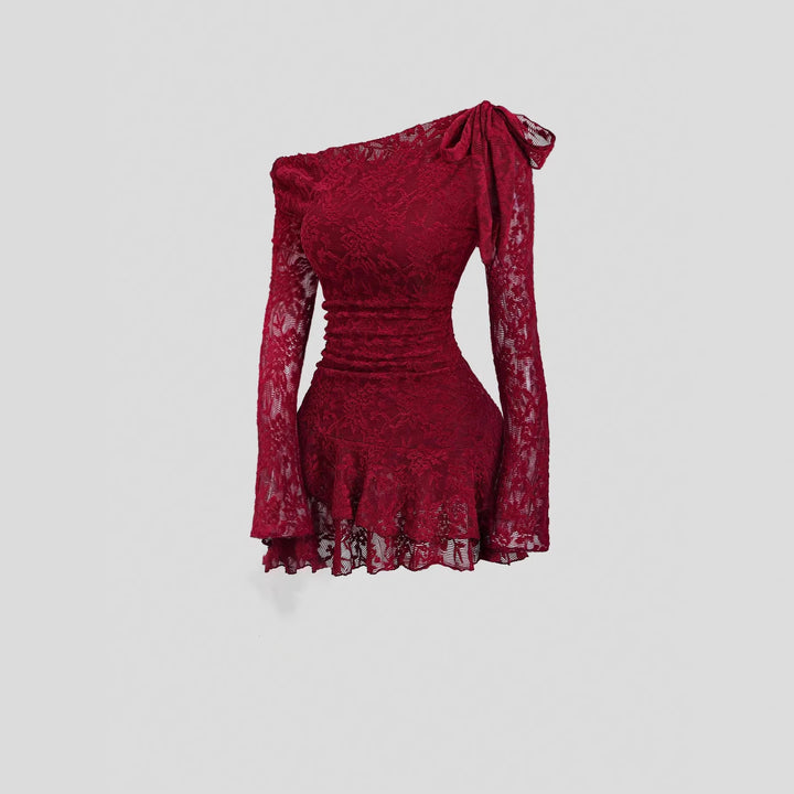 Robe Courte Femme en Dentelle Florale – Doublée et Ajustée
