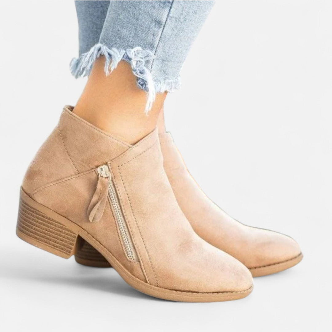 Women's Orthopedic Boots – Soft Matte Material with Elegant Design and Advanced Support