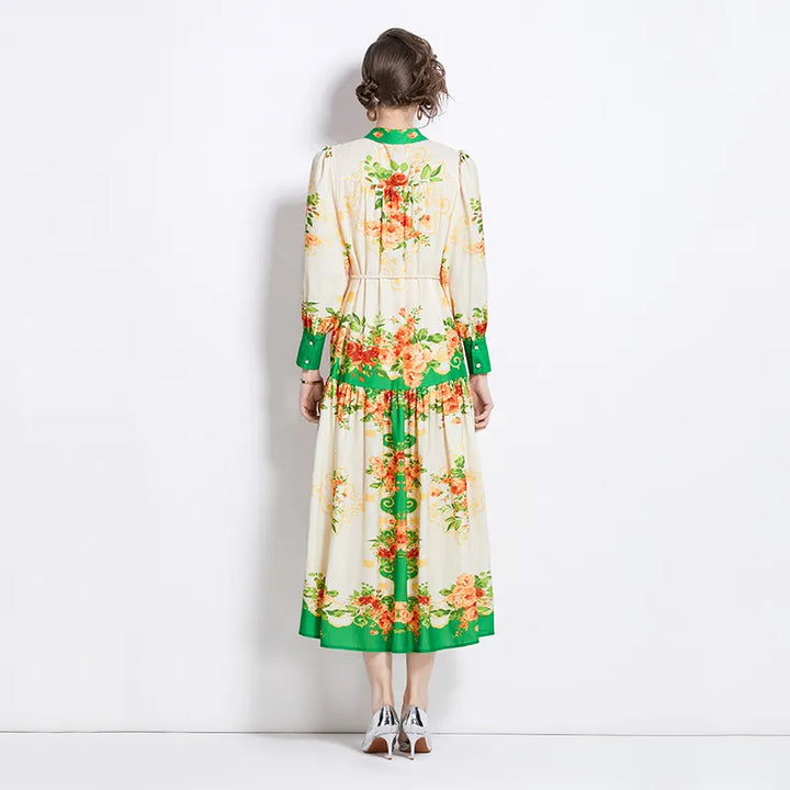 Maxikleid für Damen mit Trompetenärmeln im Retro-Stil – künstlerischer Print