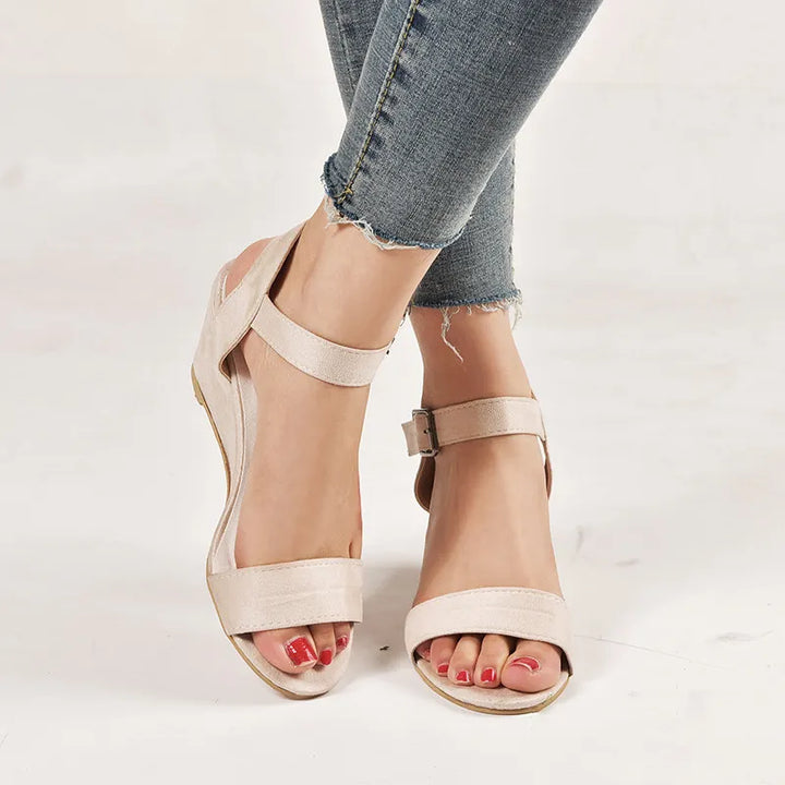 Sandales Femme à Talon Compensé – Bride Cheville Élastiquée & Bout Ouvert