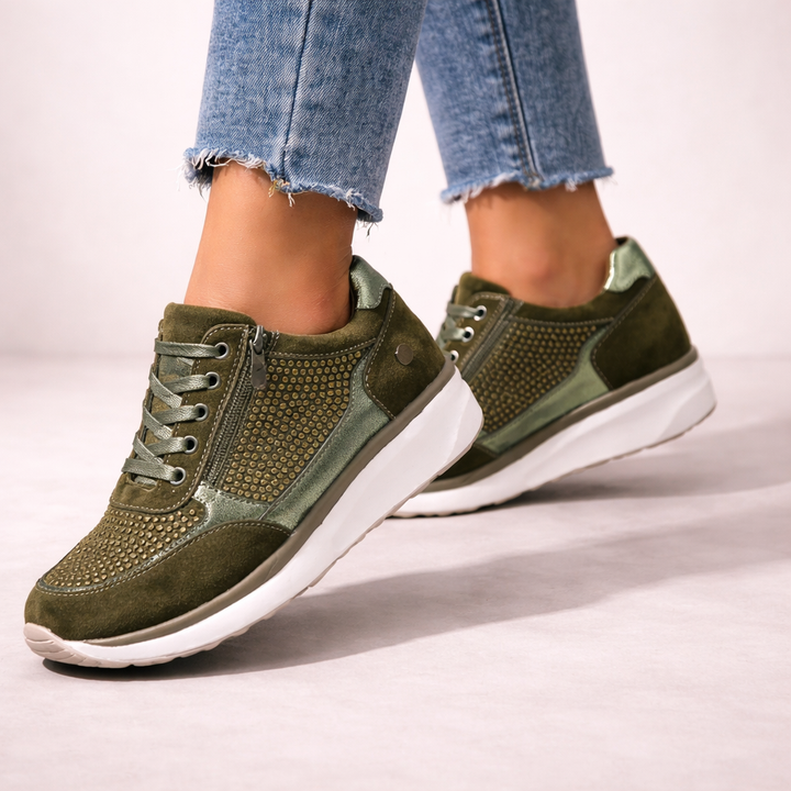 Damen-Sneaker mit seitlichem Reißverschluss – strukturierte Einsätze und matte Oberfläche