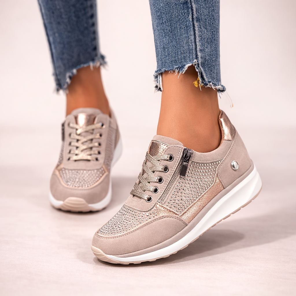 Damen-Sneaker mit seitlichem Reißverschluss – strukturierte Einsätze und matte Oberfläche