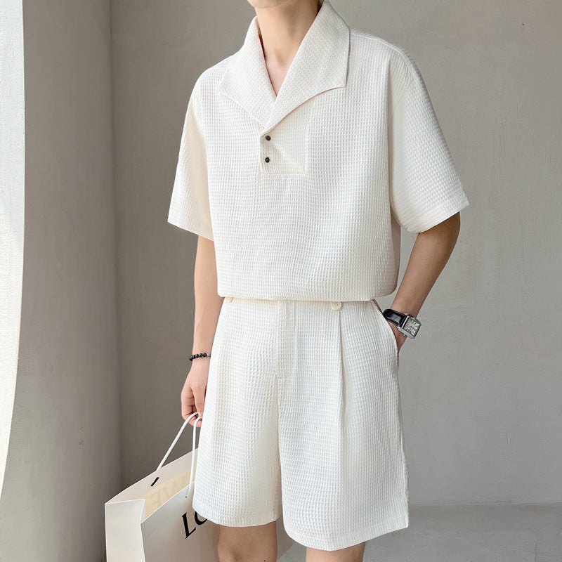 Ensemble Deux Pièces Homme Gaufré – Chemise Col Camp & Short Plissé