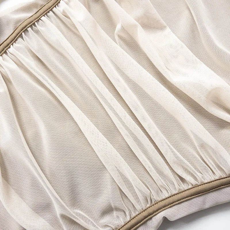 Langes Damenkleid Bodycon – Asymmetrischer Ausschnitt, Ein-Schulter-Design, Lange durchsichtige Ärmel
