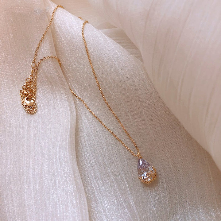 Collana con pendente a goccia d'acqua in cristallo da donna – chiusura moschettone