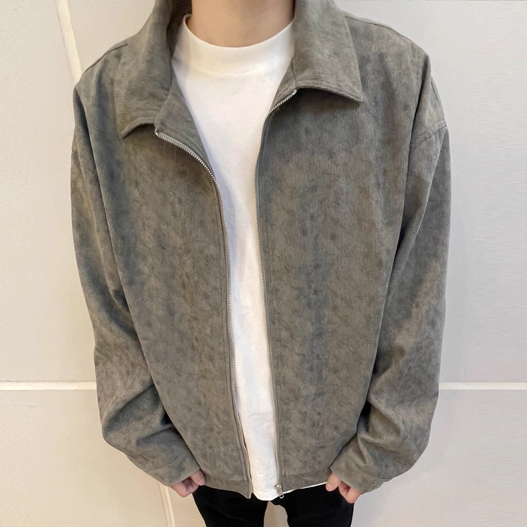 Herrenjacke mit Reißverschluss, lässiger Schnitt – fallende Schultern, minimalistischer Stil