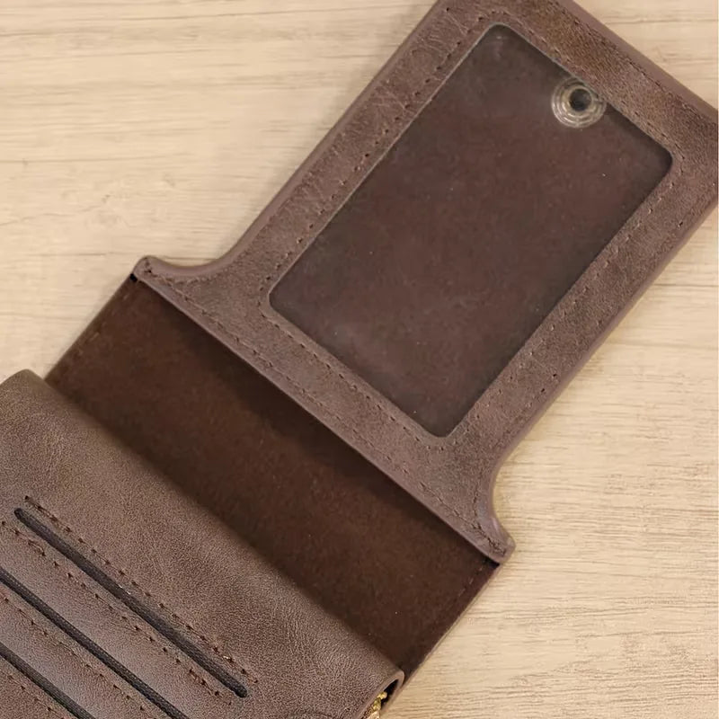 Portafoglio Uomo con Zip – Finitura Liscia e Struttura Elegante