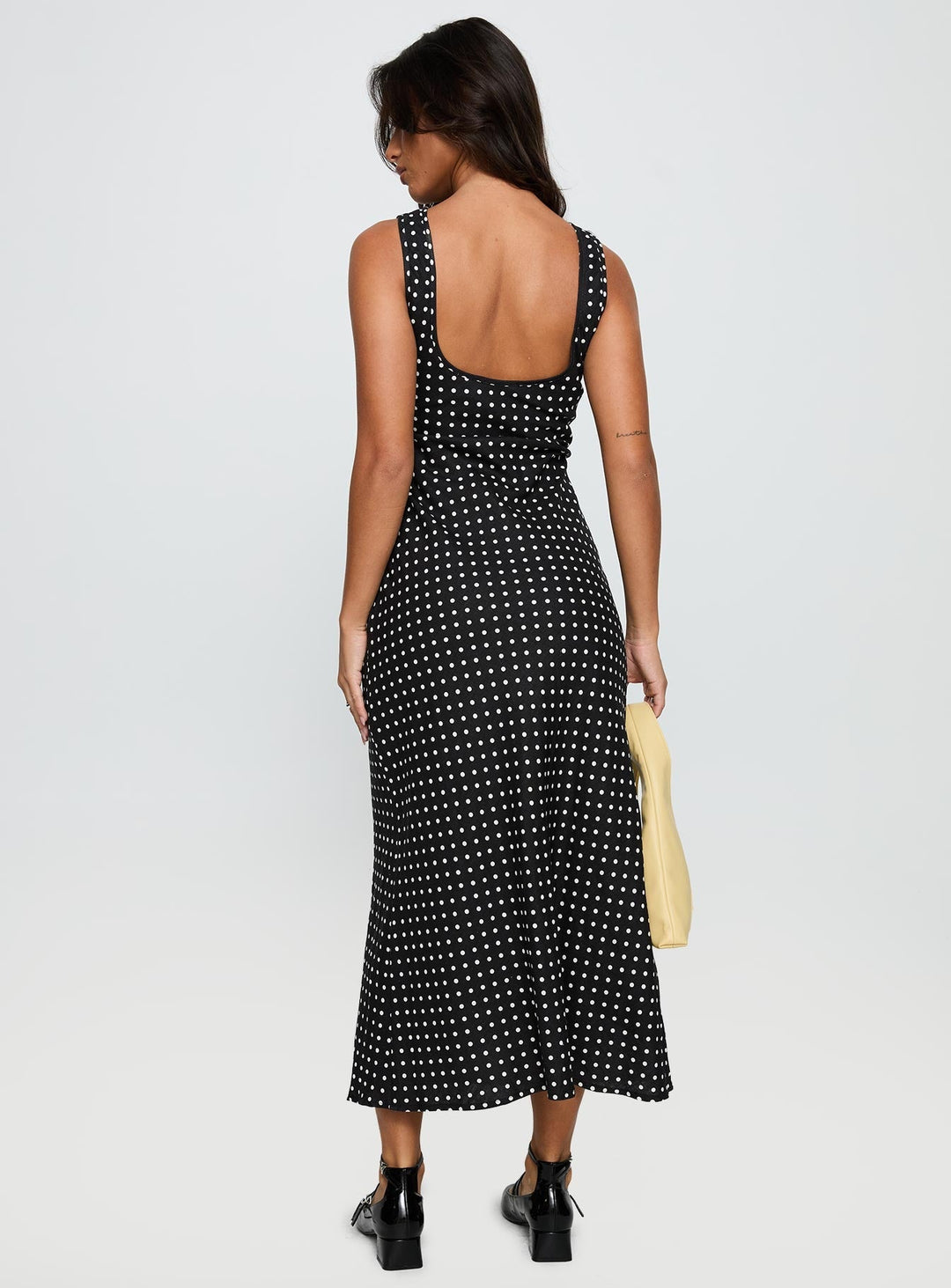 Women's Sleeveless Midi Dress with Polka Dots – Round Neck, Flowing Silhouette