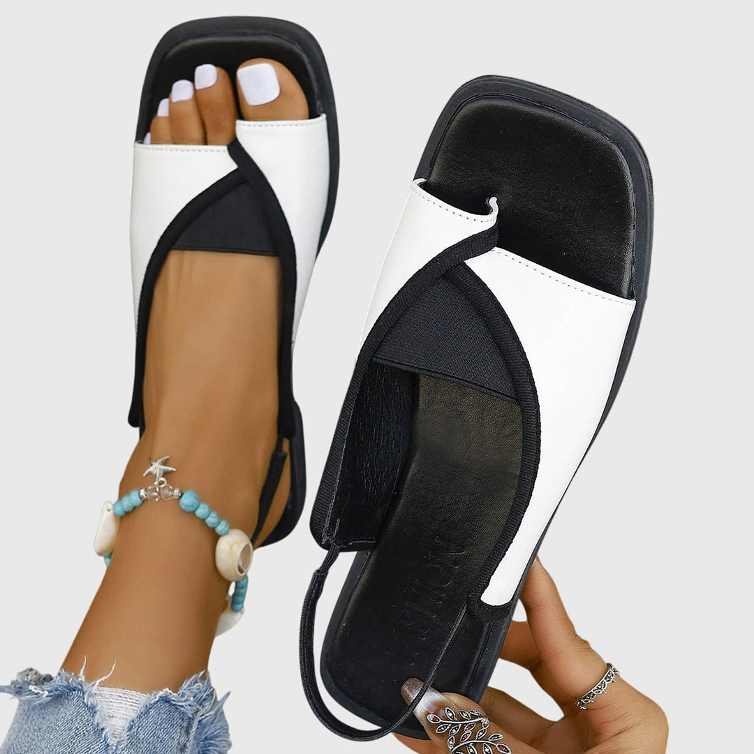 Flache Damensandalen mit quadratischer Spitze – leichter Slip-On-Stil