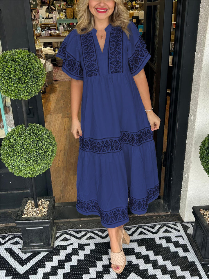 Boho-Midikleid für Damen aus Baumwolle – V-Ausschnitt mit bestickten Details