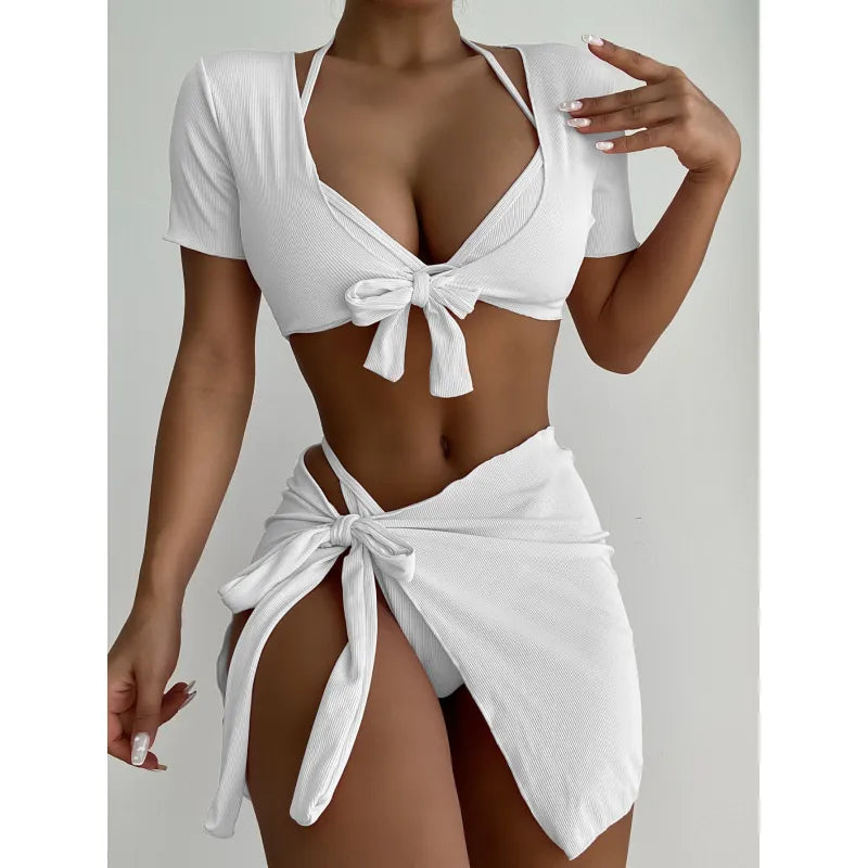 Damen Zweiteiler aus Rippstoff – Gebundenes Crop-Top & Wickelrock im Resort-Stil