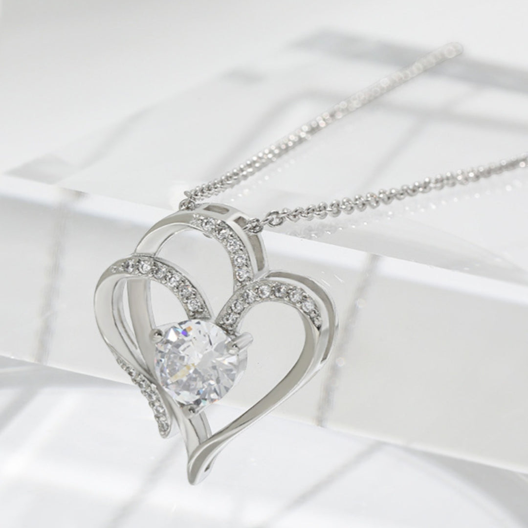 Claire Mode | Collana con pendente doppio cuore incastonato di strass donna