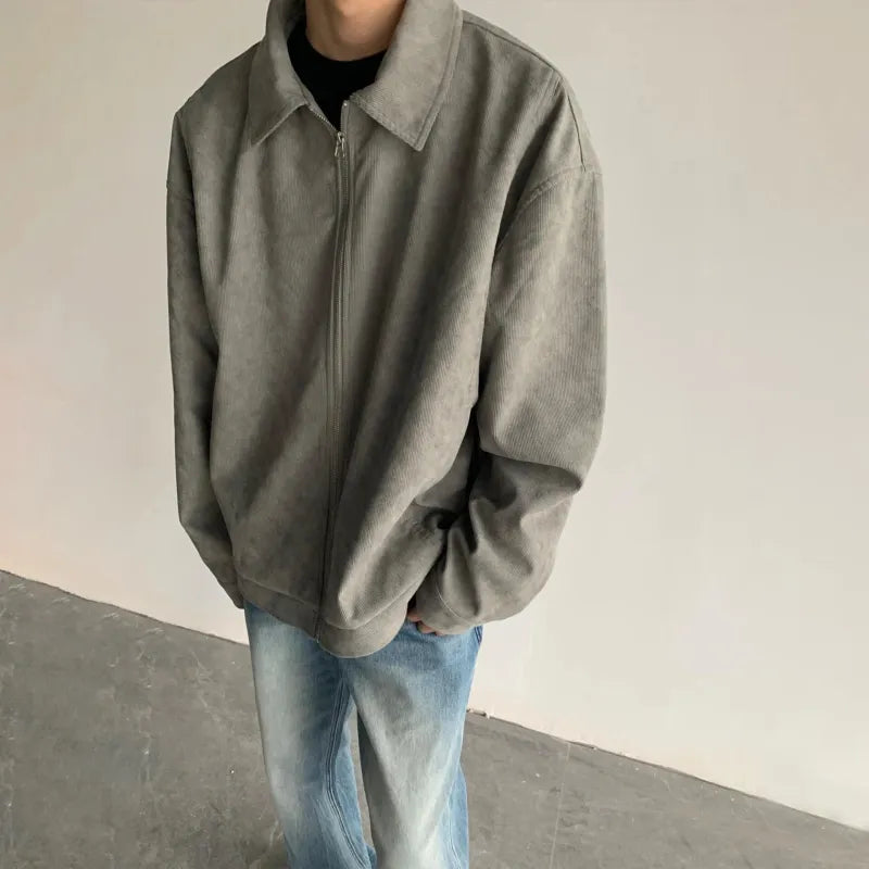 Herrenjacke mit Reißverschluss, lässiger Schnitt – fallende Schultern, minimalistischer Stil
