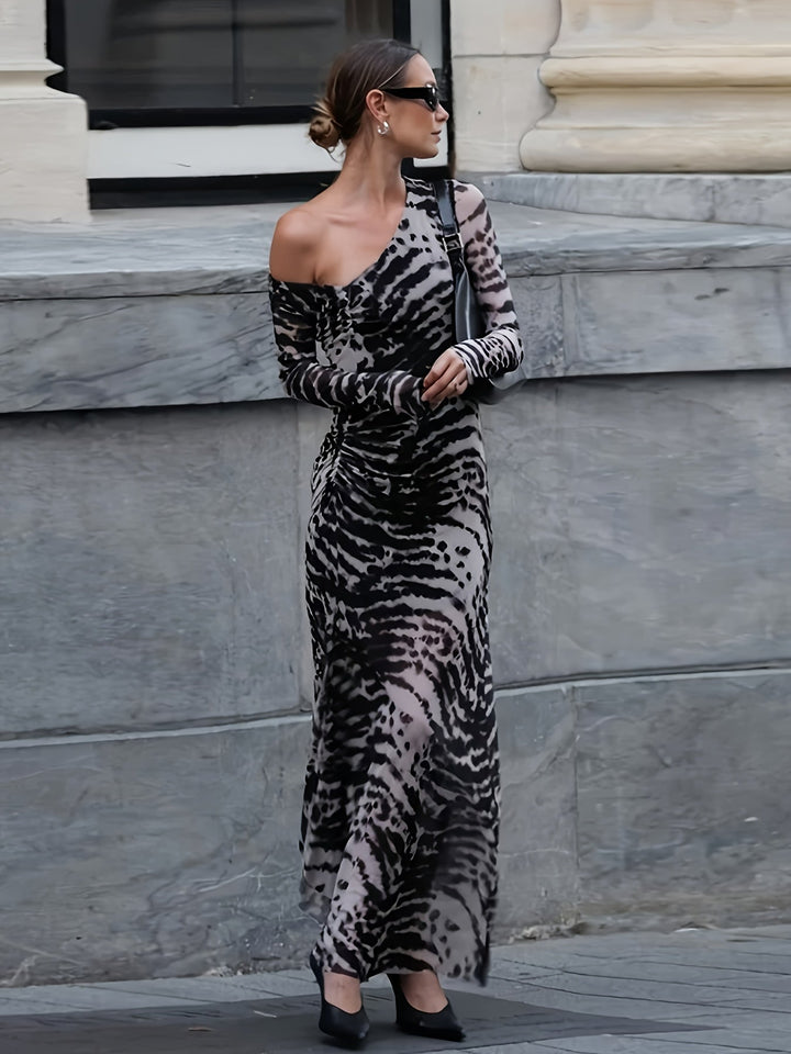 Maxikjole til Kvinder i Stræk Mesh – Bodycon Design med Abstrakt Zebra og Lange Ærmer