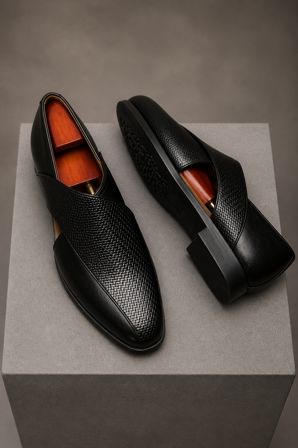 Men's Slip-On Sandals – Fisherman Style with Cross Strap