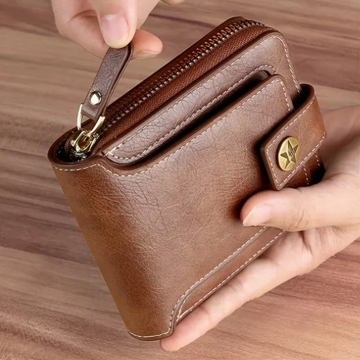 Portafoglio Uomo con Zip – Finitura Liscia e Struttura Elegante