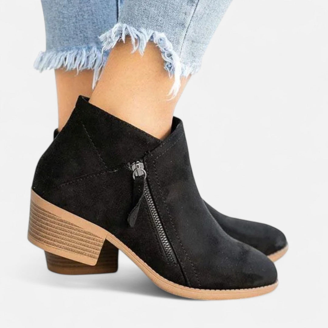 Women's Orthopedic Boots – Soft Matte Material with Elegant Design and Advanced Support