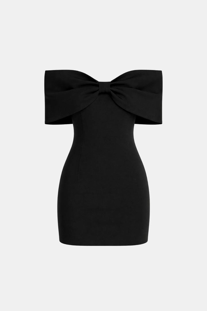 Mini-Kleid für Damen mit freiliegenden Schultern – Vorderknoten und figurbetonte Silhouette