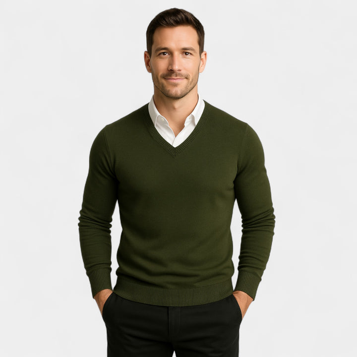 Herrenpullover mit V-Ausschnitt – schlanke Passform aus technischem Strick