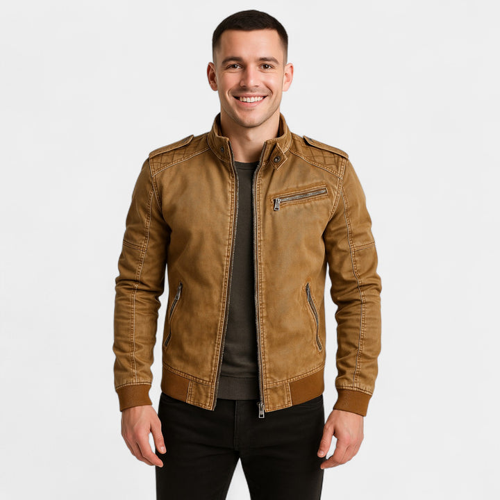 Giacca uomo in pelle con collo alto – finitura opaca, raffinata, silhouette quotidiana