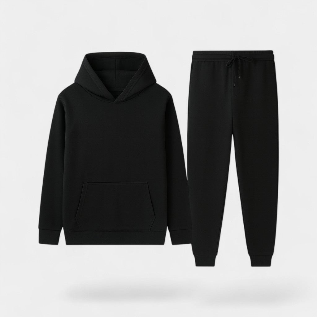 Herren Sportset mit Kapuze aus Fleece – warmer, eleganter Minimalismus