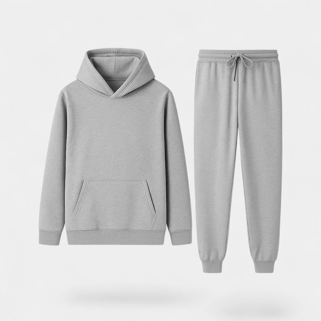 Herren Sportset mit Kapuze aus Fleece – warmer, eleganter Minimalismus