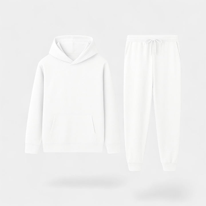 Herren Sportset mit Kapuze aus Fleece – warmer, eleganter Minimalismus