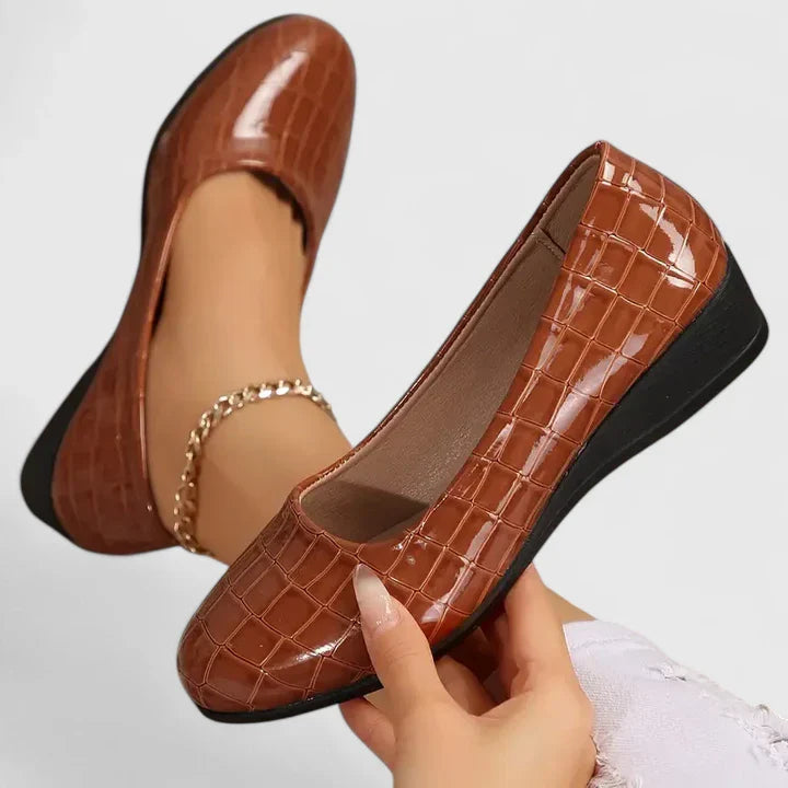Damen Orthopädische Ballerinas aus Leder mit Krokodilprägung – Einfaches Hineinschlüpfen Rundspitze Flach