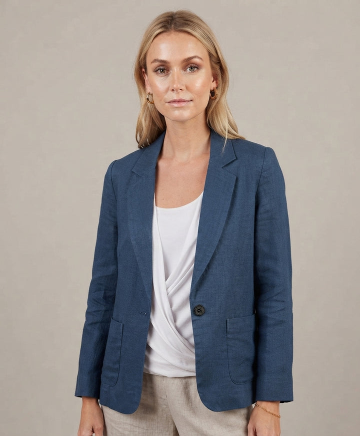 Blazer de mujer de corte informal – Cuello sastre y mangas de longitud media