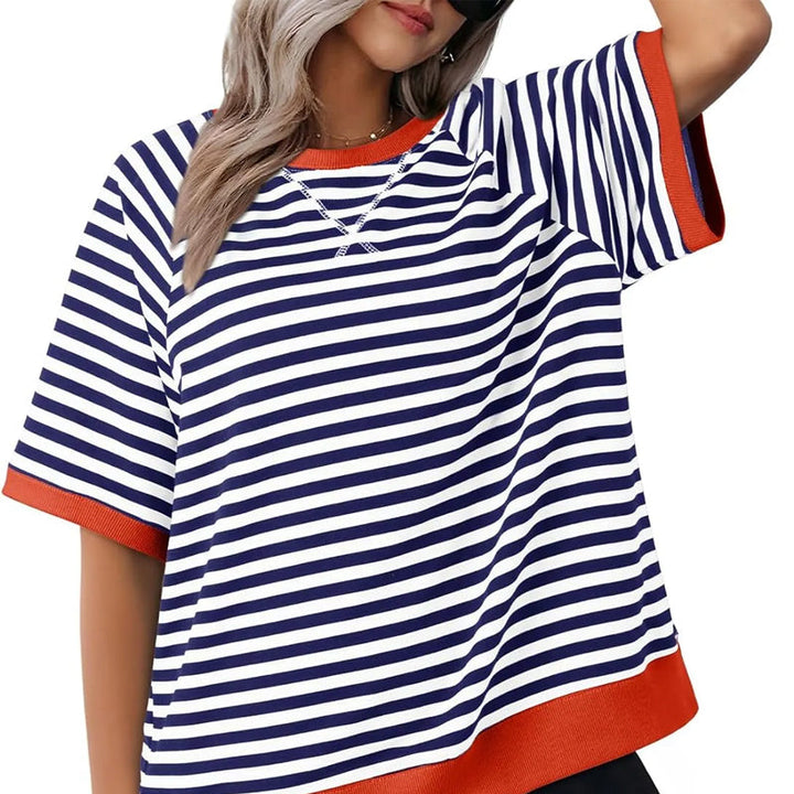 Gestreifter Damenpullover aus Strick – Oversize-Schnitt im Retro-Stil