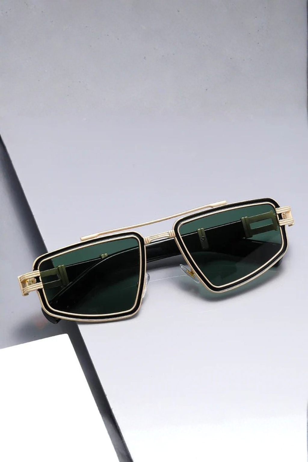 Retro Square Men's Sunglasses – Double Bridge and Tinted Lenses