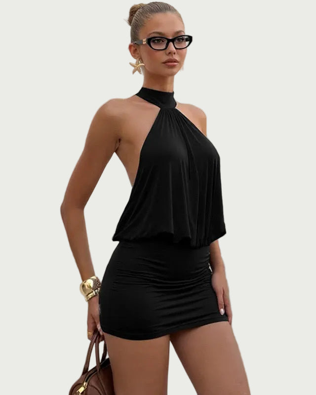 Mini abito da donna con schiena scoperta – scollo halter aderente