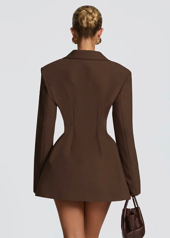 Robe Blazer Mini Femme – Décolleté Plongeant et Épaules Structurées