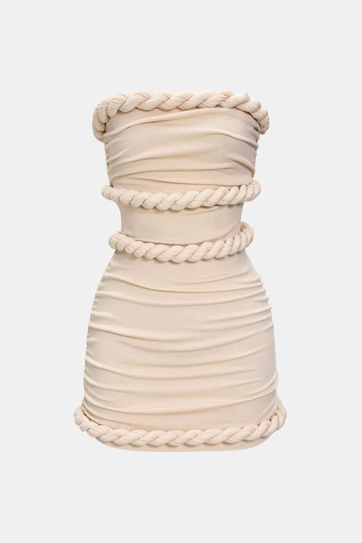 Robe Mini Femme Sans Bretelles – Découpe Taille et Ornements Tressés