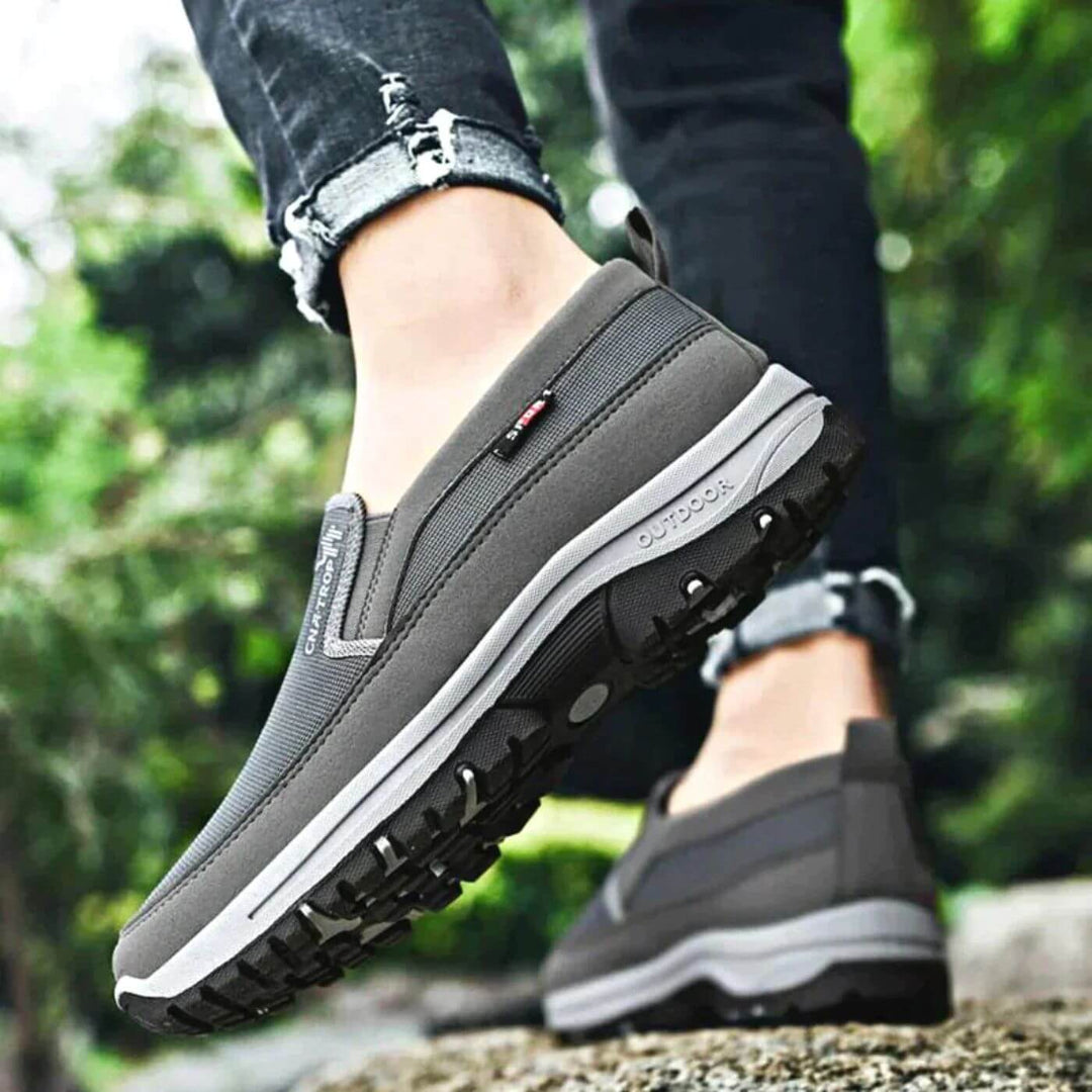 Men's Slip-on Shoes – Breathable Mesh Upper & Rubber Sole
