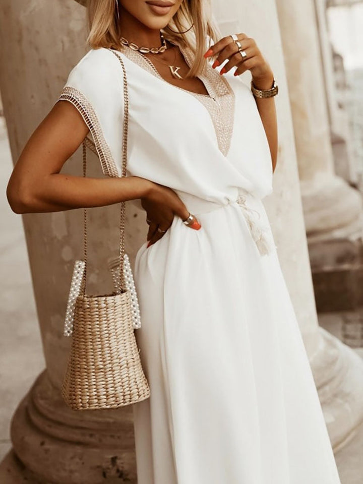 Maxikleid im Boho-Stil für Damen – V-Ausschnitt, Quasten, kurze Ärmel, fließend