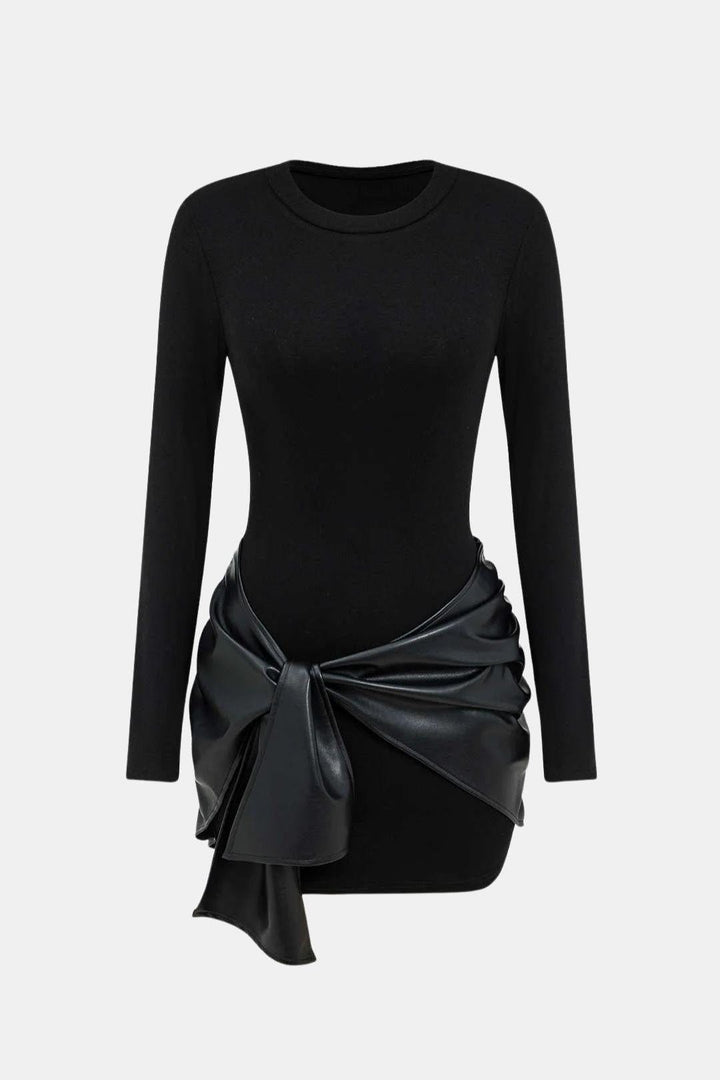 Robe Mini Femme Ajustée – Détail Noué sur le Devant