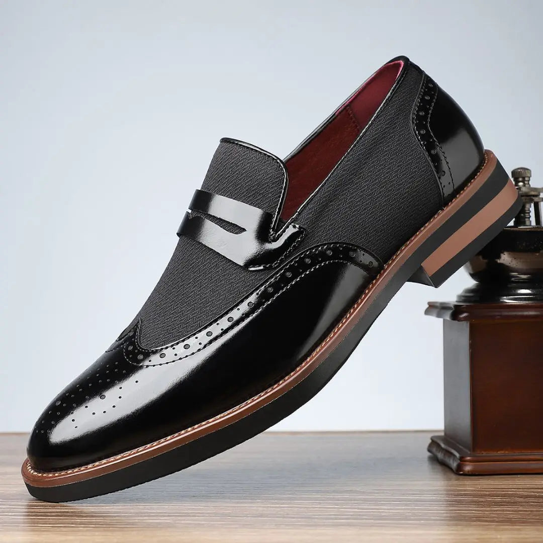 Mocassins Homme Brogue à Bout Golf – Tige Lisse et Panneaux en Tissu Tressé