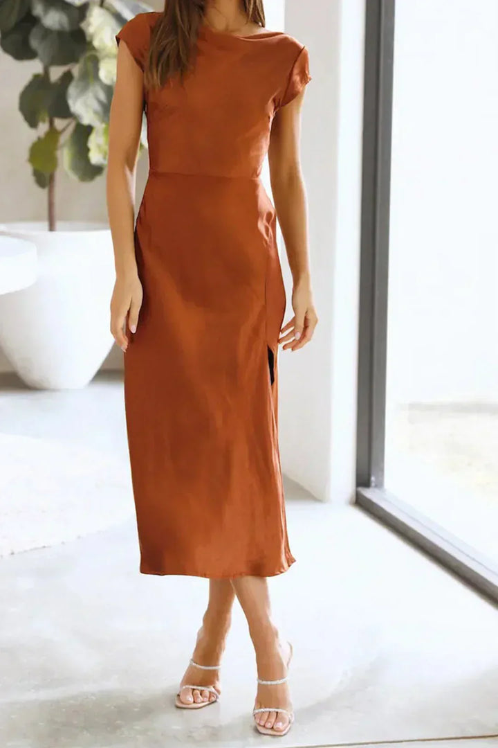 Abito midi donna con scollo a barca e maniche corte – Spacco laterale elegante