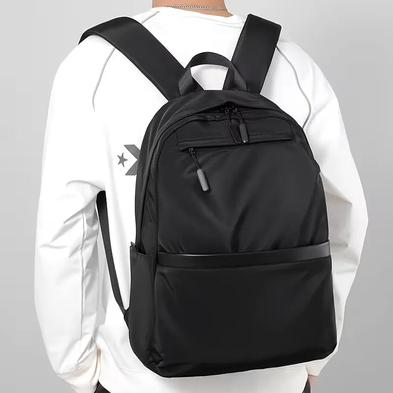 Zaino da uomo in tessuto strutturato – impermeabile e con più tasche