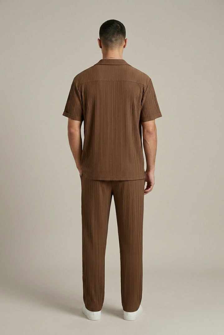 Completo Uomo Due Pezzi – Camicia Testurizzata e Pantaloni con Coulisse