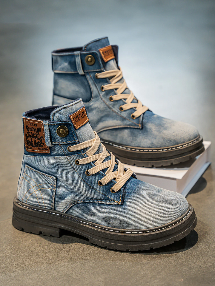 Men's Lace-Up Boots in Textured Canvas – Thick Sole and Contrasting Stitching