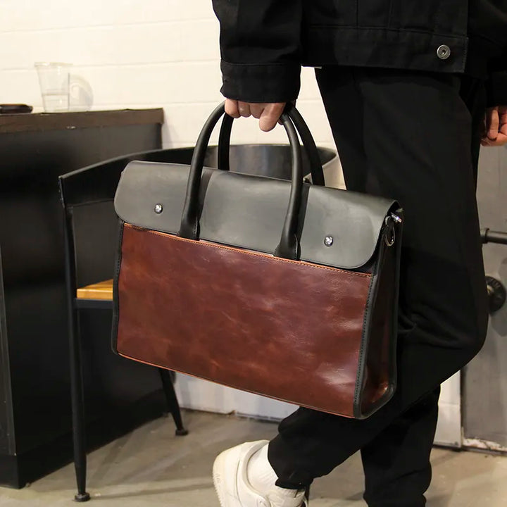 Borsa Uomo Rigida – Chiusura a Patta e Doppio Manico