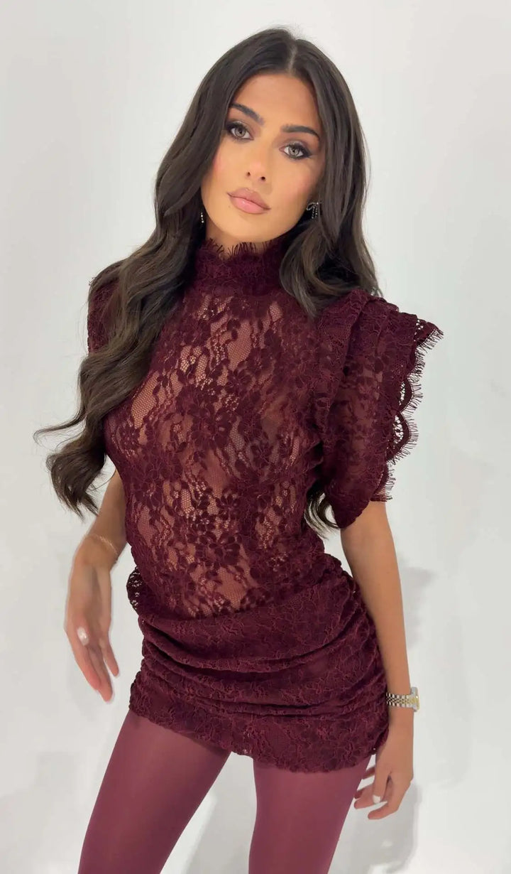 Kurzes Damenkleid Bodycon – Taillenhoch, ärmellos, plissiert mit Color-Block