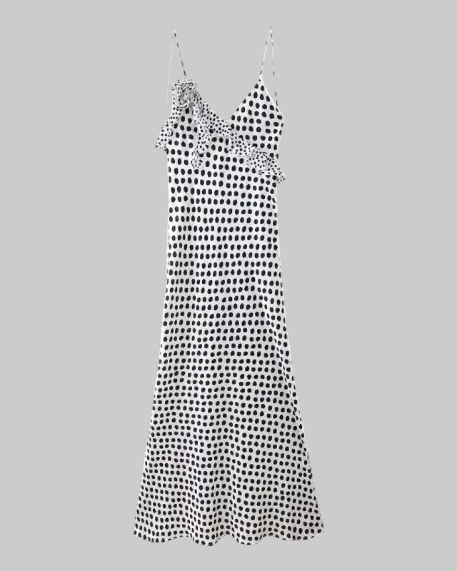 Langes Damenkleid mit Punkten – Fließender Schnitt ohne Ärmel