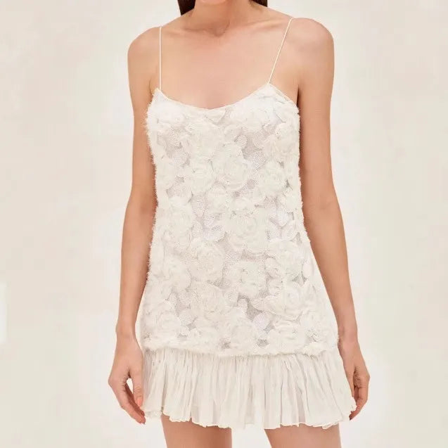 Mini Robe Femme Fleurie – Tissu Texturé à Fleurs en Relief