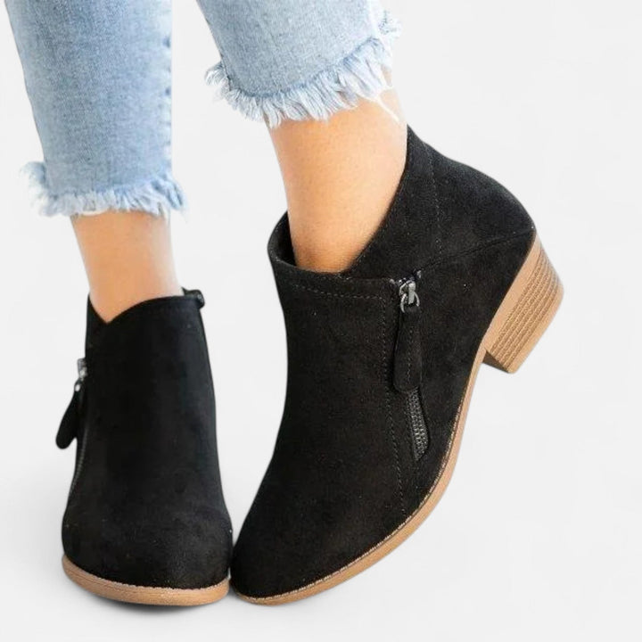 Women's Orthopedic Boots – Soft Matte Material with Elegant Design and Advanced Support