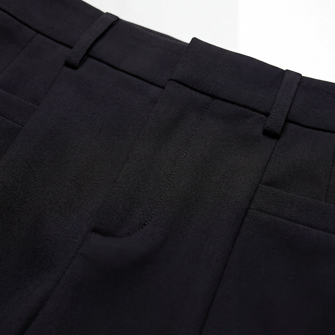Damen High-Waist-Shorts aus gewebtem Stoff – Eng anliegende Passform