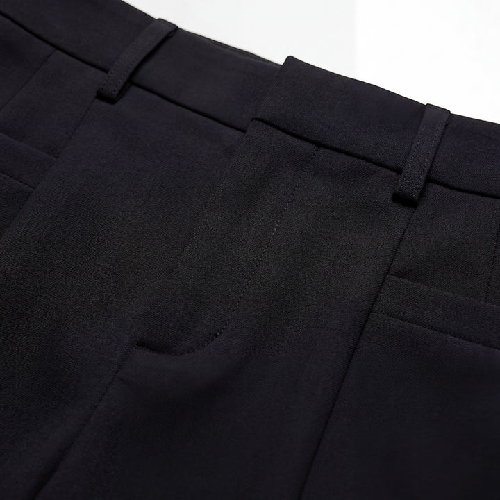 Damen High-Waist-Shorts aus gewebtem Stoff – Eng anliegende Passform