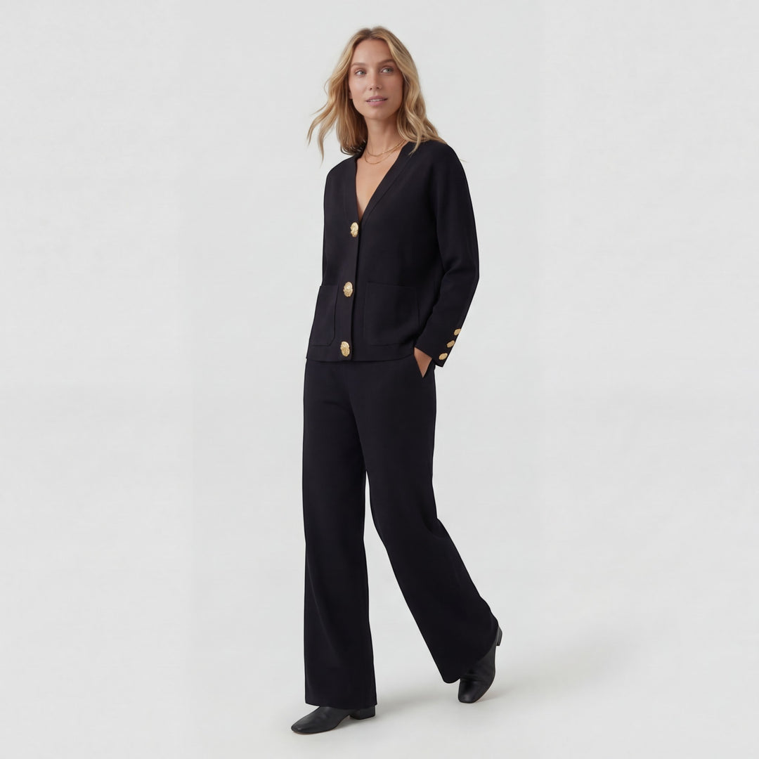 Damen Set aus Cardigan und Hose aus Acrylstrick – Lässiger Schnitt mit Knöpfen